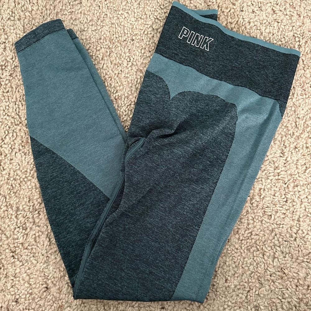 PINK Contour Leggings
